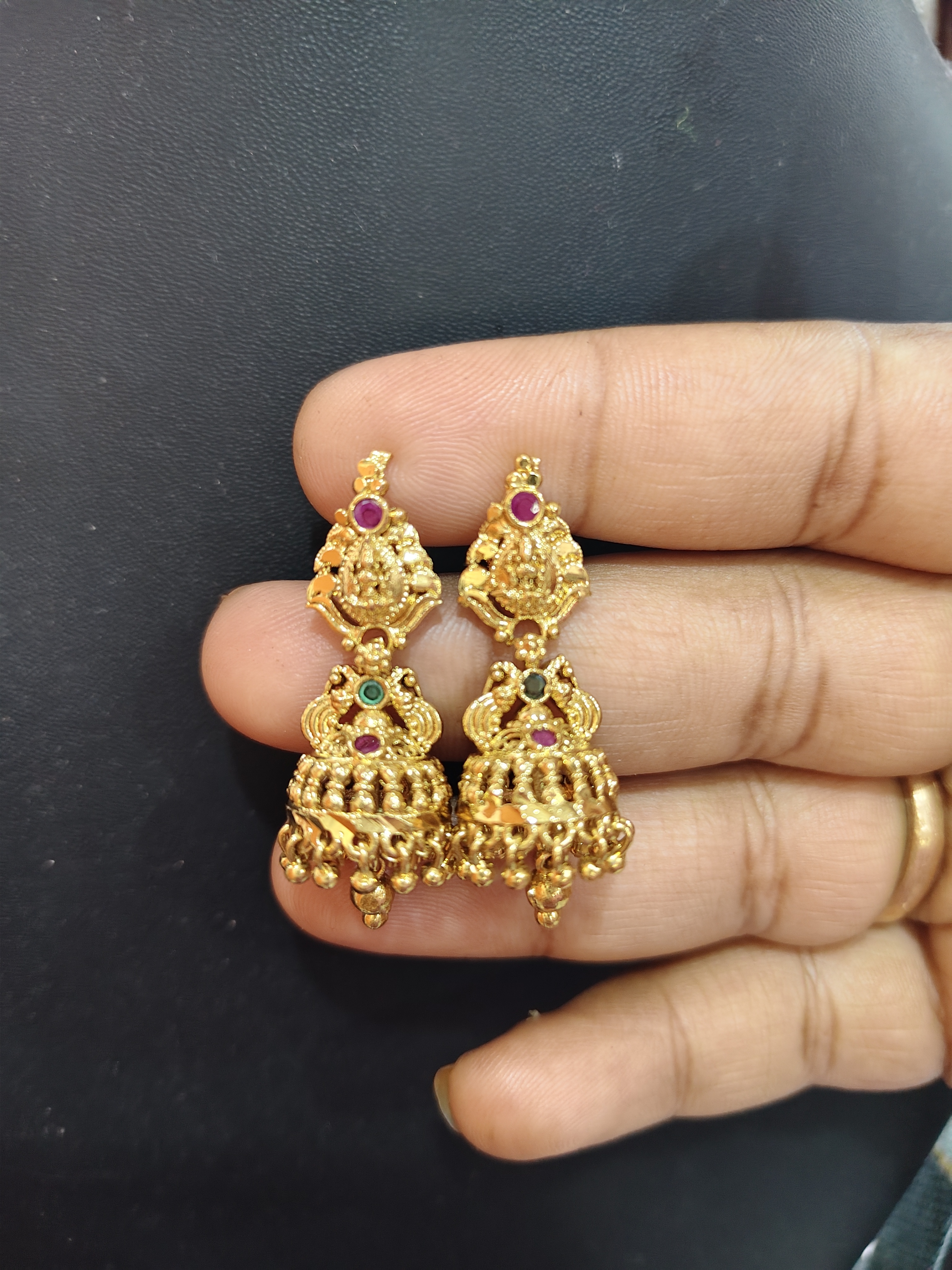 Gold replica jumkas