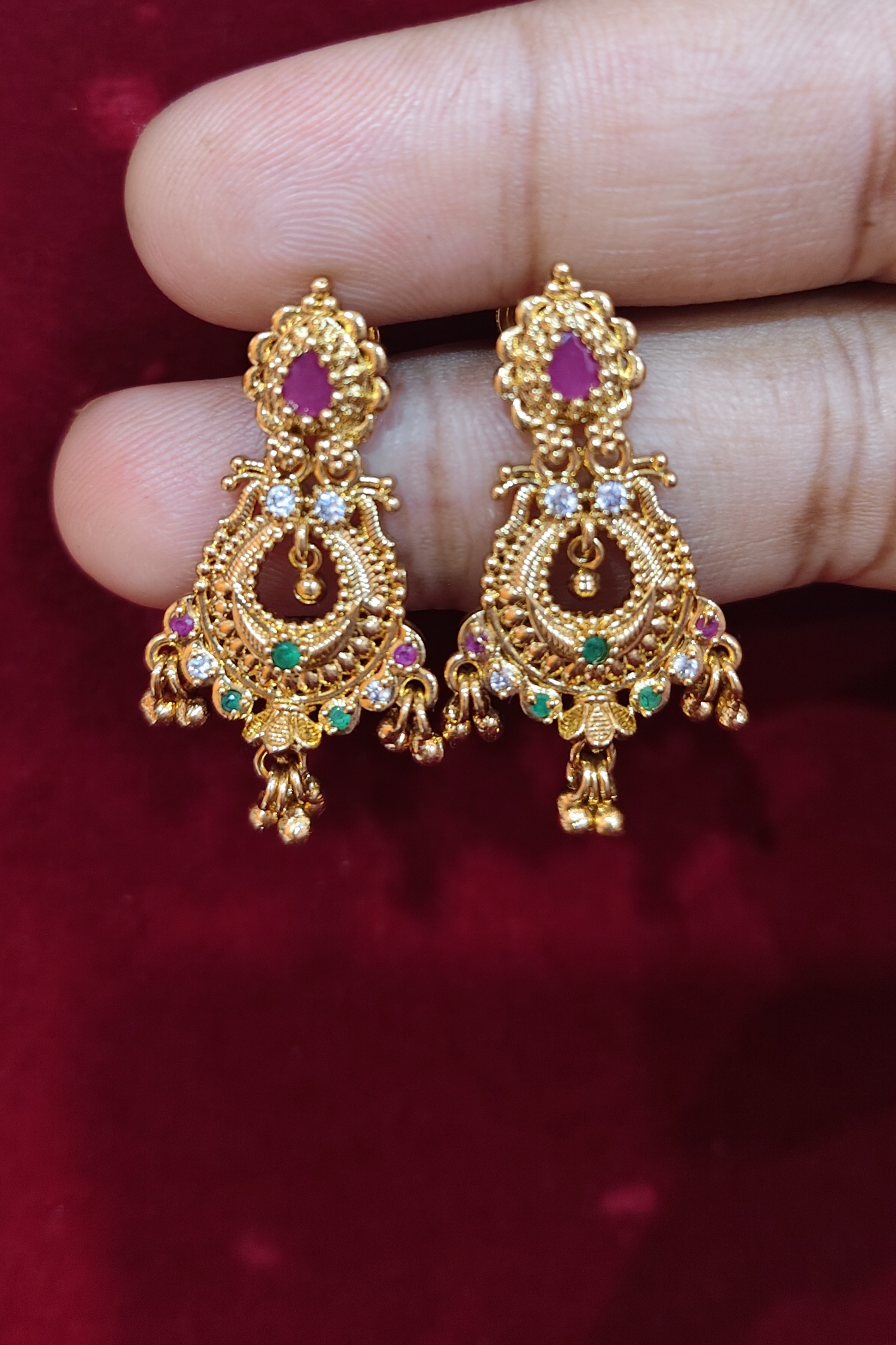 Chandbali earings