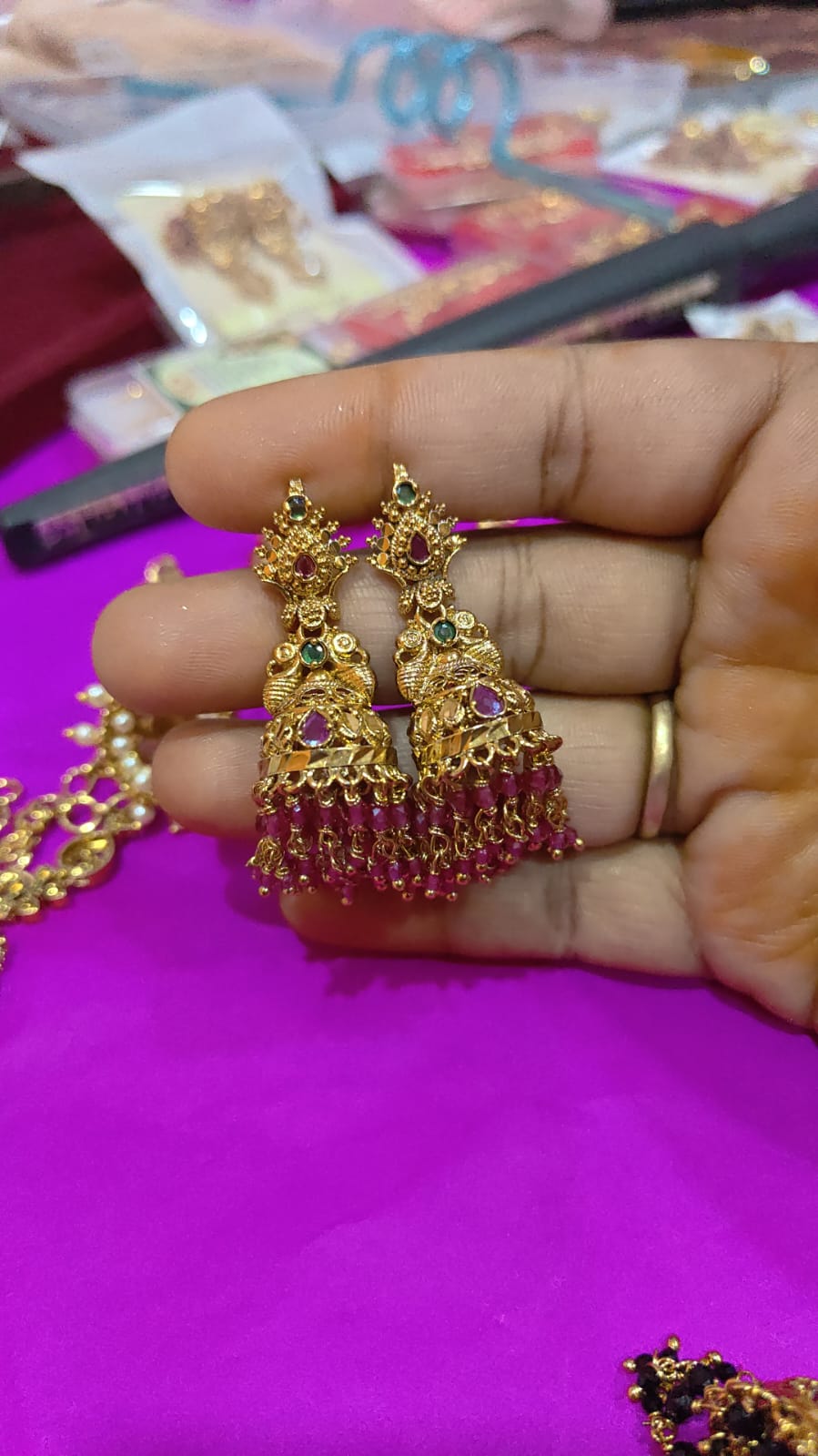 Krishna maalika pink cristals butta