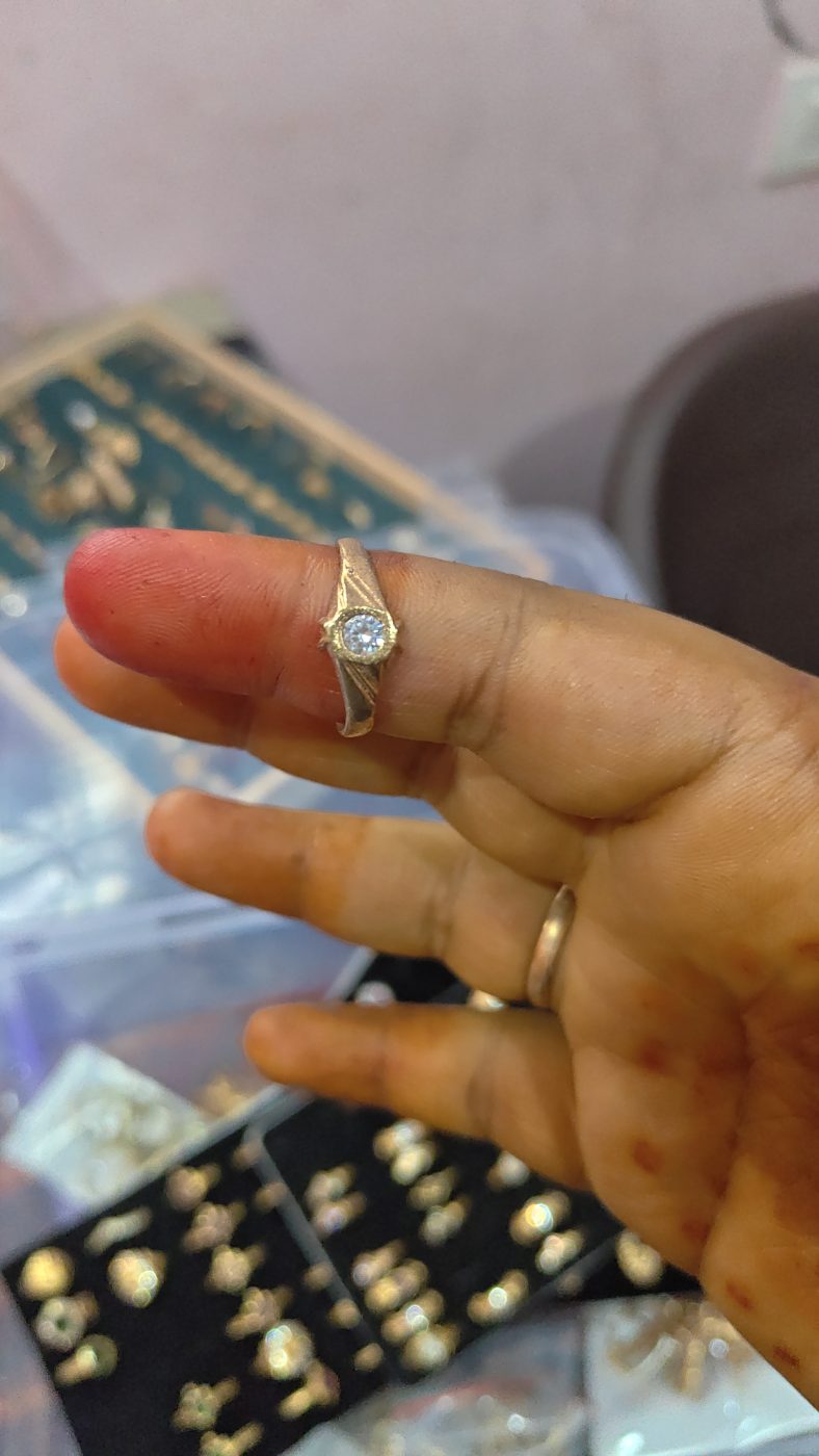 Unpolished Panchaloham white stone ring