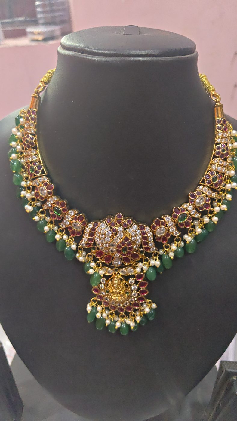 3 in 1 jadav premium short necklace